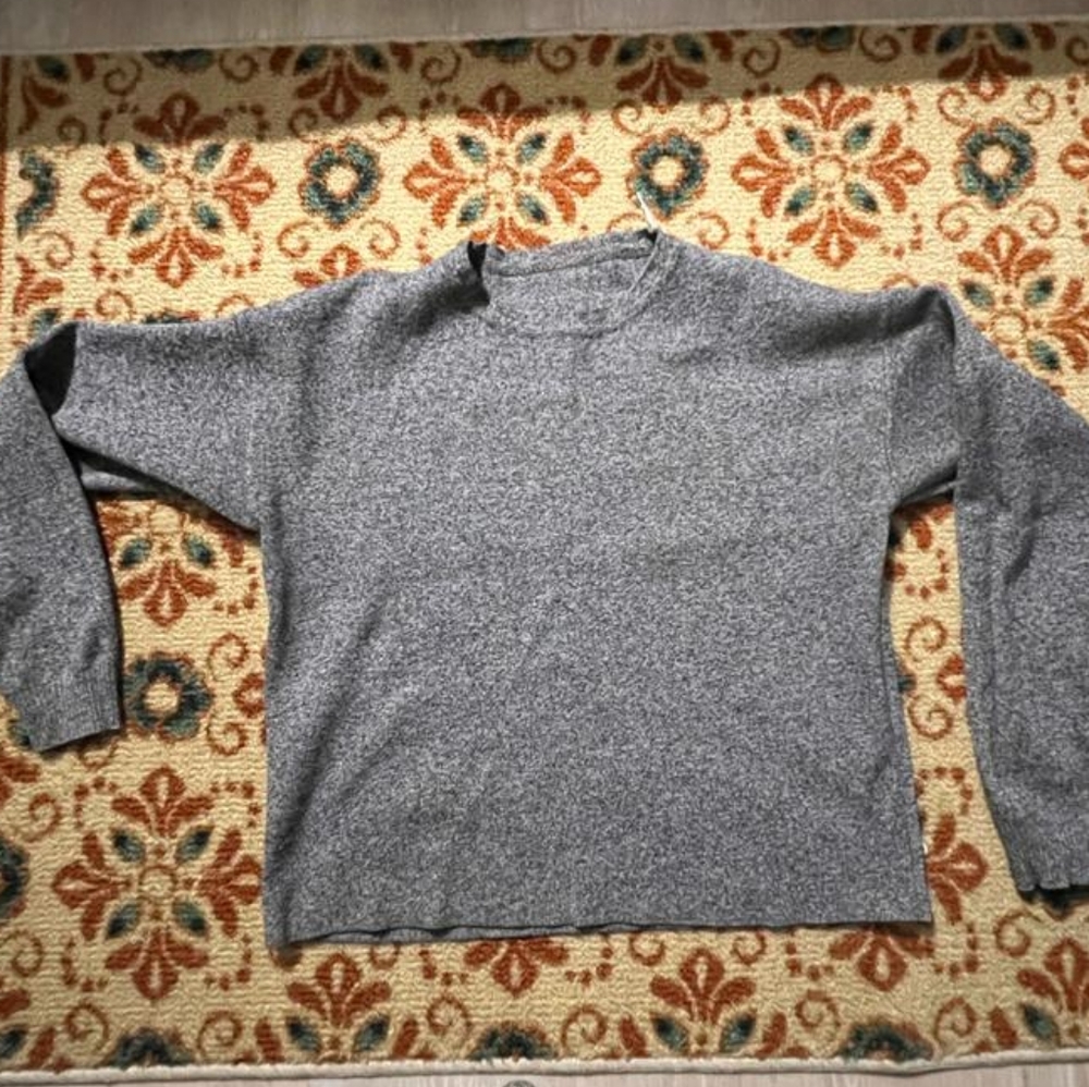 Sweater - Picture 2 of 2